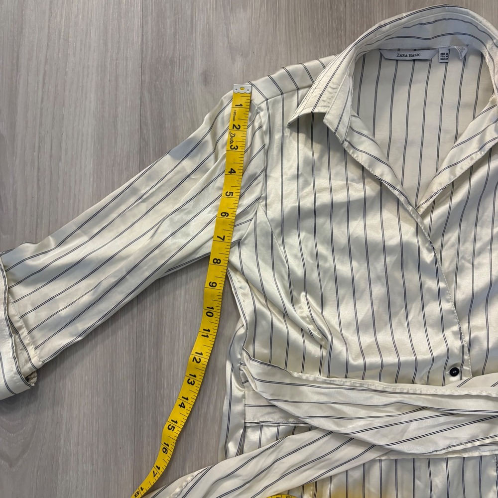 Zara Basic Womens Kimono Cream Pinstripe Satin Wrap Blouse Tie Waist Size M - Picture 7 of 13